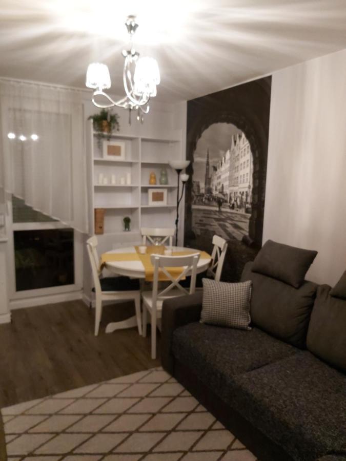 Apartament Izba - Mieszkanie Na Doby Gdansk Apartment Bagian luar foto